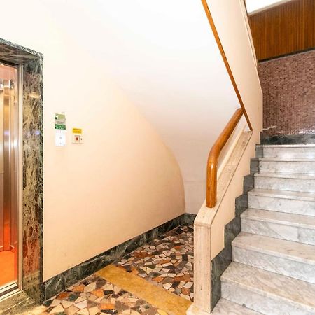 Charming Apartment With Parking! Turin Exterior photo