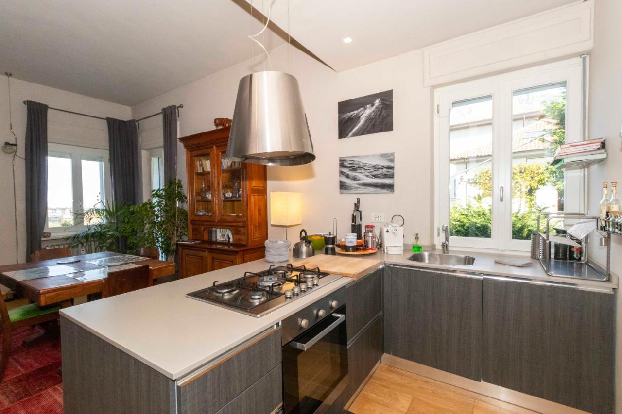 Charming Apartment With Parking! Turin Exterior photo